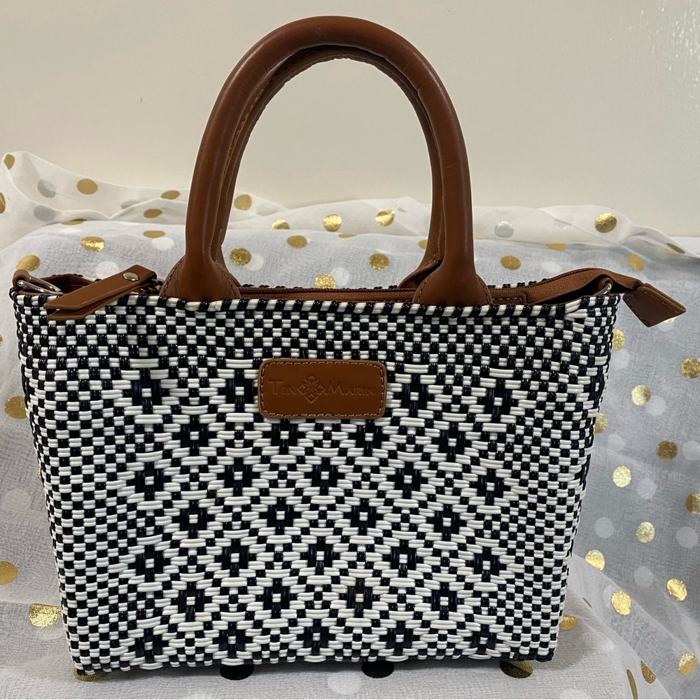NEW PANDA SMALL WOVEN CROSSBODY BAG - TAN LEATHER - Picture 6 of 17